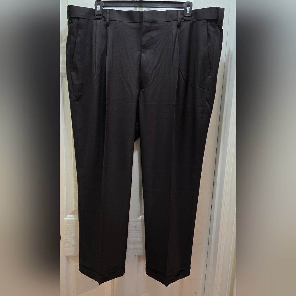 Haggar Men's 44 X 30 Dress Pants